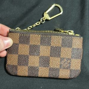 LOUIS VUITTON AUTHENTIC Key Pouch